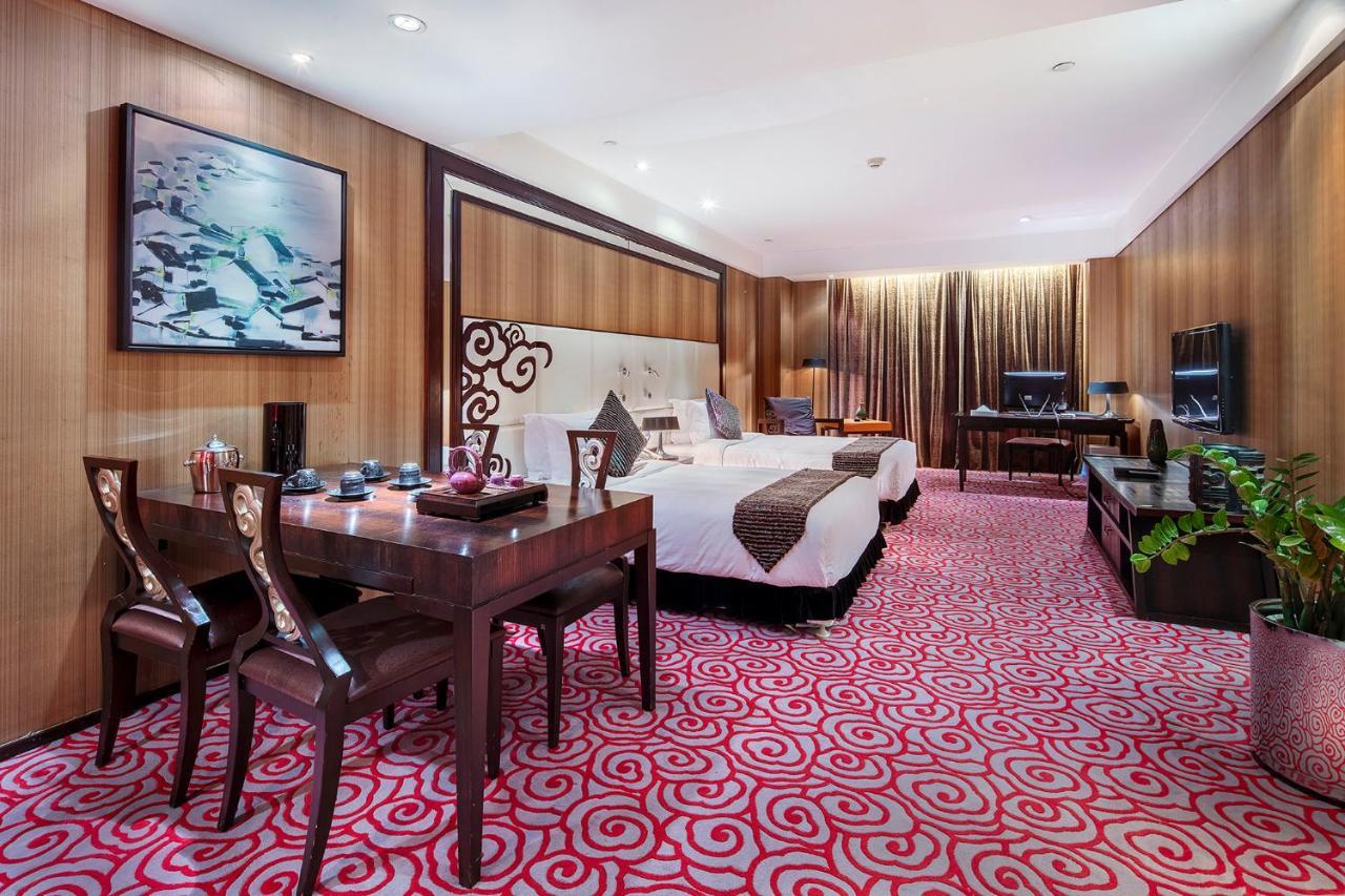 Christian'S Hotel Luoyang Luoyang  Exterior photo