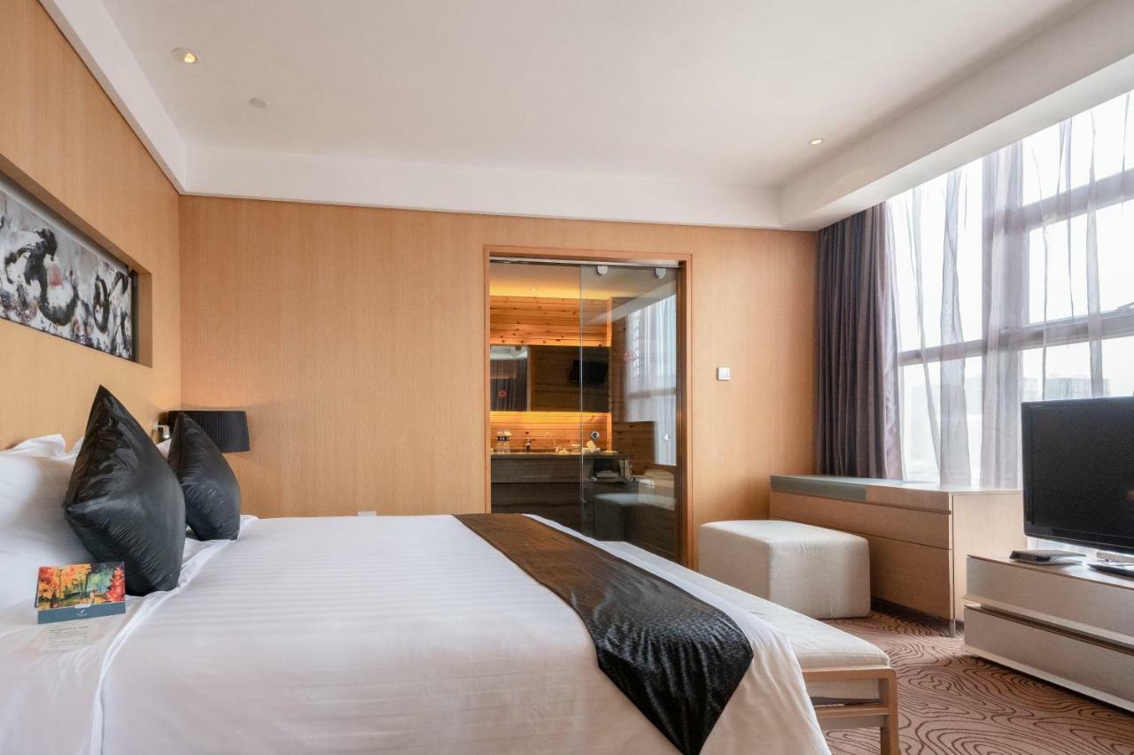 Christian'S Hotel Luoyang Luoyang  Exterior photo